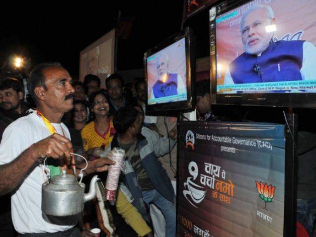 Gopal Yadav at the Chai Pe Charcha in 2014.