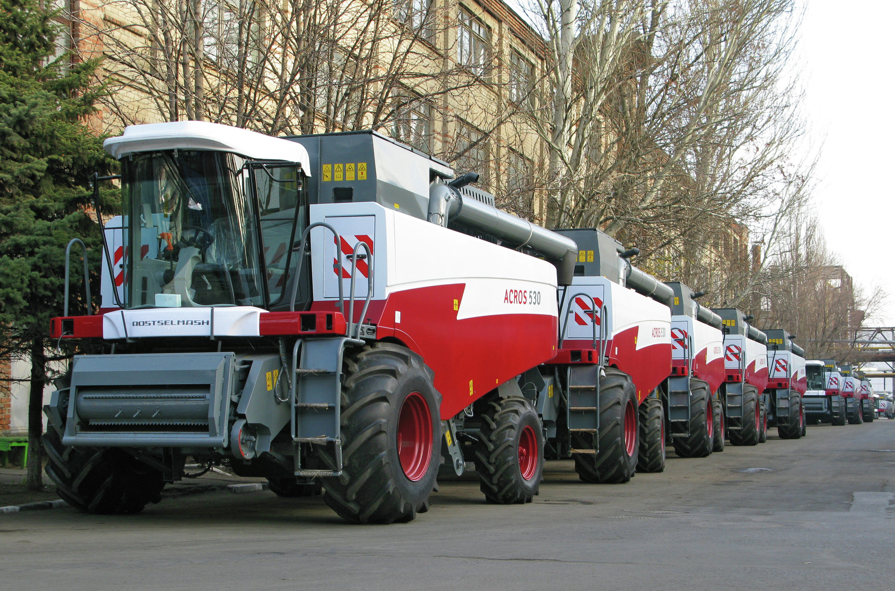 Rostselmash ACROS-500 grain harvesters