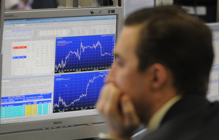 The Russian Ministry of Finance estimated capital outflow over the year to be $70-80 bln, while the Bank of Russia estimated it to stand at $85 bln. © TASS/Alexey Filippov