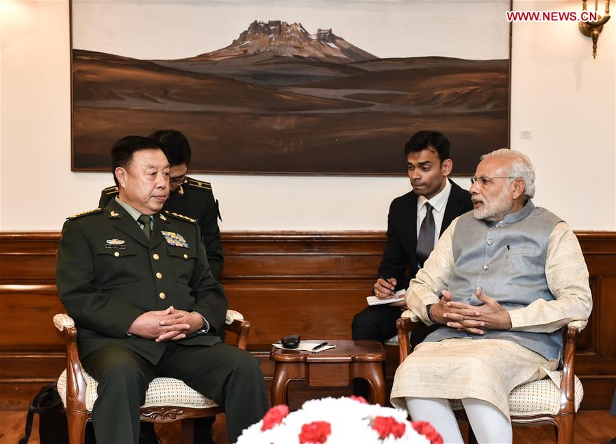 Indian Prime Minister Narendra Modi (R) meets with Vice Chairman of China's Central Military Commission Fan Changlong (L) in New Delhi Nov. 17, 2015. (Xinhua)