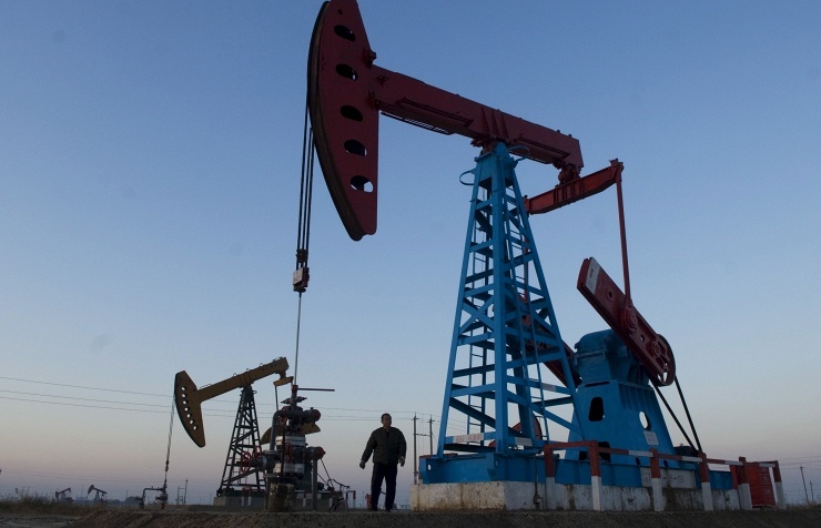 According to the data provided by a source in the Russian delegation, gas supplies to China from Russia’s Far East and via the "western route" is one of the main issues on agenda. © EPA/WU HONG