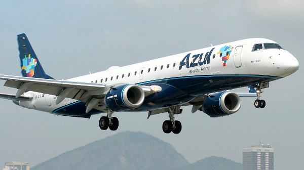 HNA Group, which posted revenue of 170 billion yuan ($27 billion) in 2014, has been on a spending spree this year, agreeing to buy stakes in air cargo handler Swissport International Ltd and Irish-based aircraft leasing firm Avolon Holdings Ltd © Xinhua