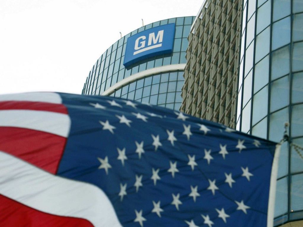 general-motors-gm-and-american-flag-2