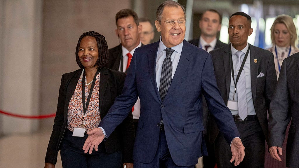 Sergej Lavrov söker nya vänner i Afrika