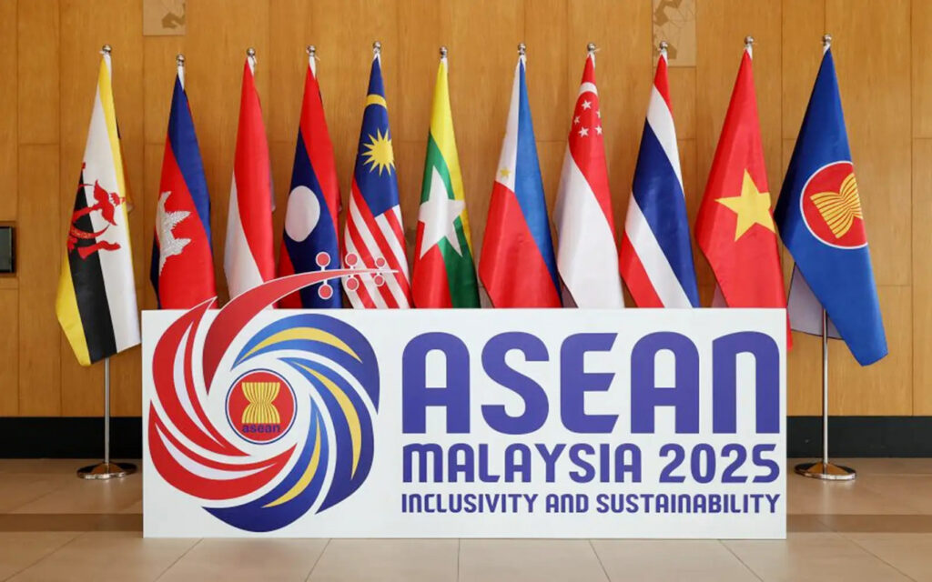 Malaysia hosts 47th ASEAN Summit; cements influence toward Indo