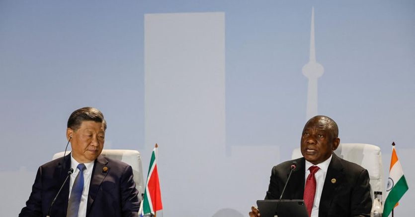 Il blocco Brics si allarga ad altri 6 Paesi (tra cui Argentina, Arabia Saudita e Iran)