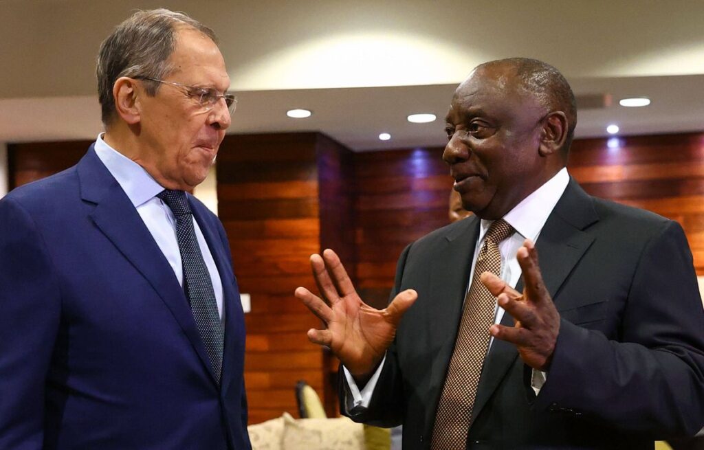 L’Afrique du Sud ne quitte pas la Cour pénale internationale et invoque une " erreur " de communication