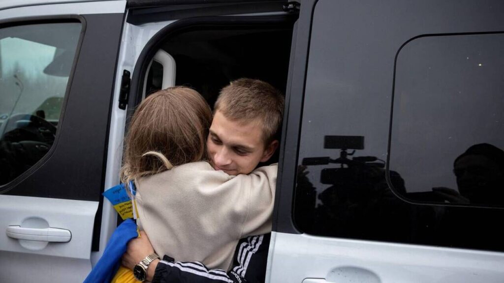 CARTE. Guerre en Ukraine : attaques de drones, Poutine au G20, orphelin rapatrié… Le point du jour