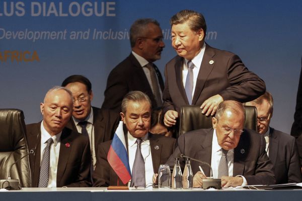 Le BRICS accepte six nouveaux membres dans son bloc de pays émergents