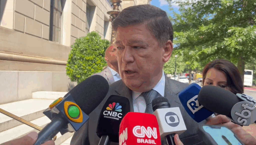 Senador diz que expansão militar do Brics causa tarifaço dos EUA