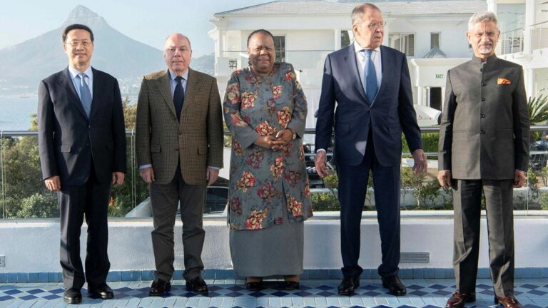 Brics vill bjuda in fler medlemsländer för att utmana väst