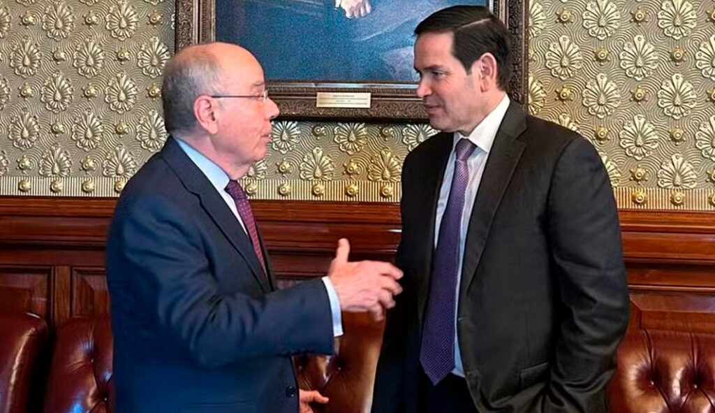 Quem esteve ao lado de Mauro Vieira na reunião com Rubio nos EUA