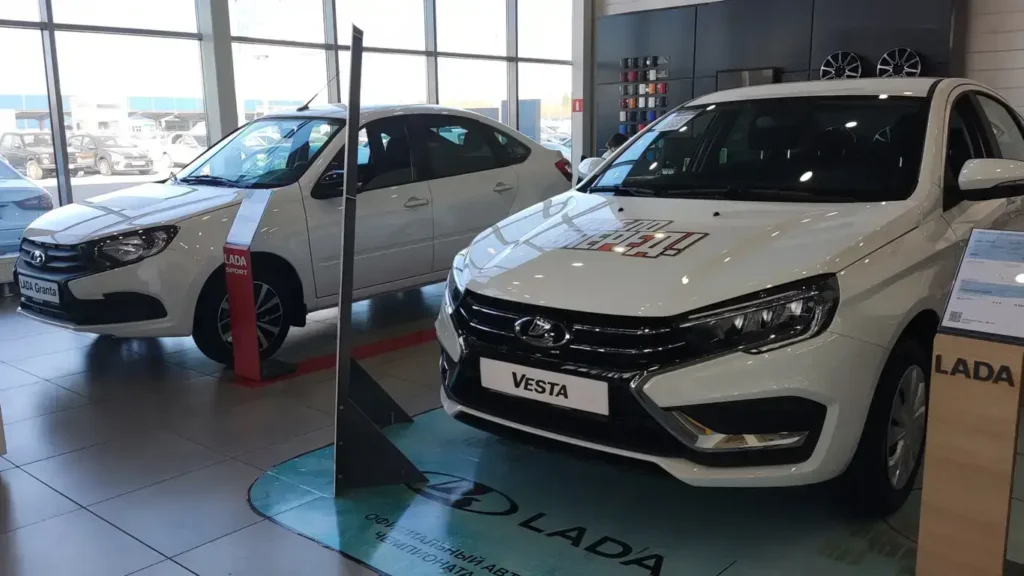 Россия оказалась в ТОП-3 мировых лидеров по росту выпуска легковых машин