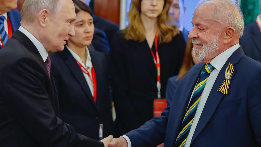 Putin relata a Lula como foi conversa com Trump, diz governo