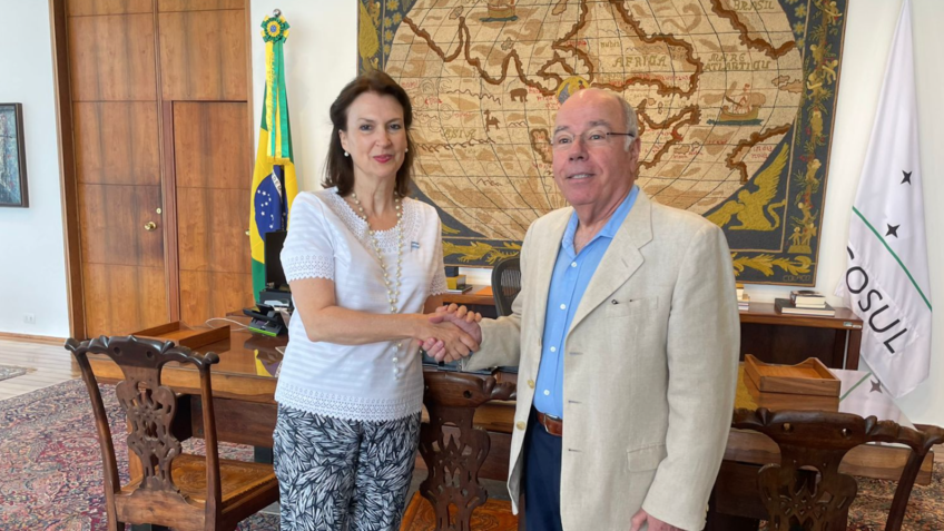 Chanceler de Milei diz querer assinar acordo Mercosul-UE