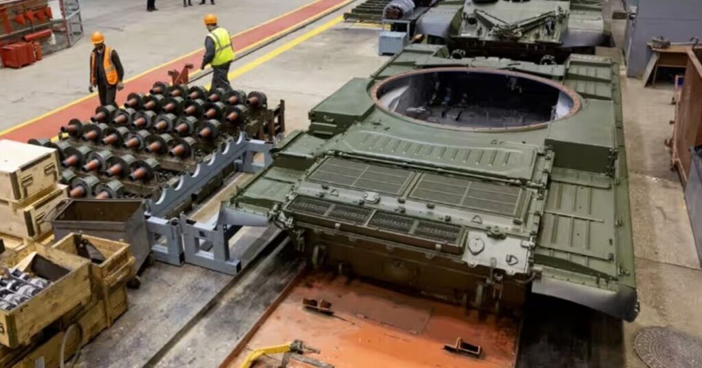 Russian economy in meltdown but 'Putin can't afford for Ukraine war to end'