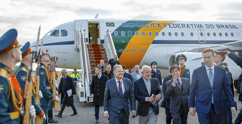 Lula participa de evento que Putin usa para fazer propaganda da Rússia