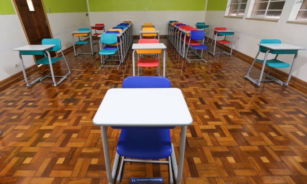 IDH: Brasil cai cinco posições no ranking da ONU com estagnação na educação