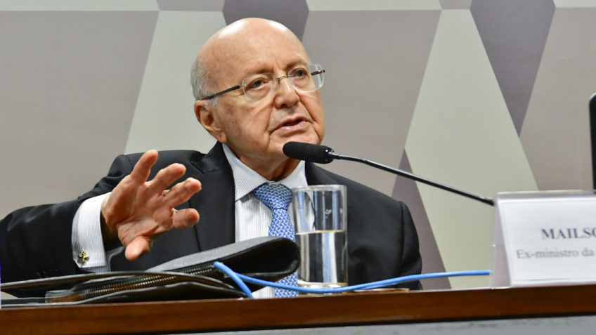 Trump deu presente a Lula com tarifaço, diz Maílson da Nóbrega