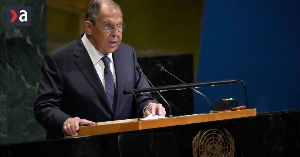 Ticho po Lavrovovi. Vladimir Putin odstavil svojho najvernejšieho diplomata