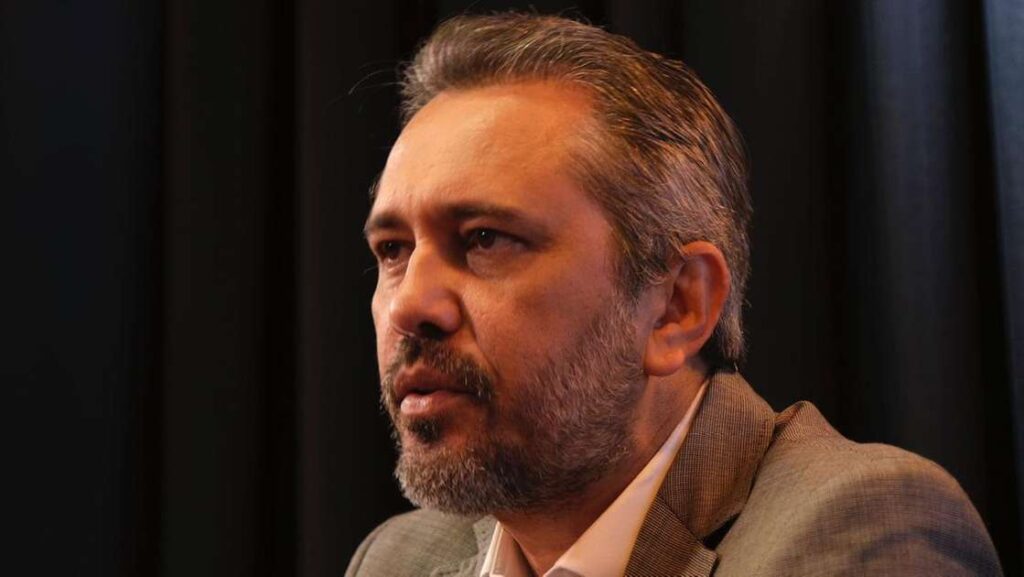 Elmano anuncia mudanças no secretariado e na gestão do Governo; conheça novos membros