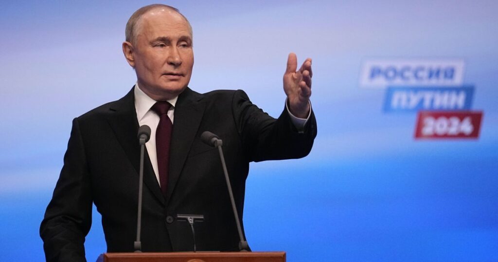 Захід засудив перемогу Путіна, а Китай та Індія привітали його