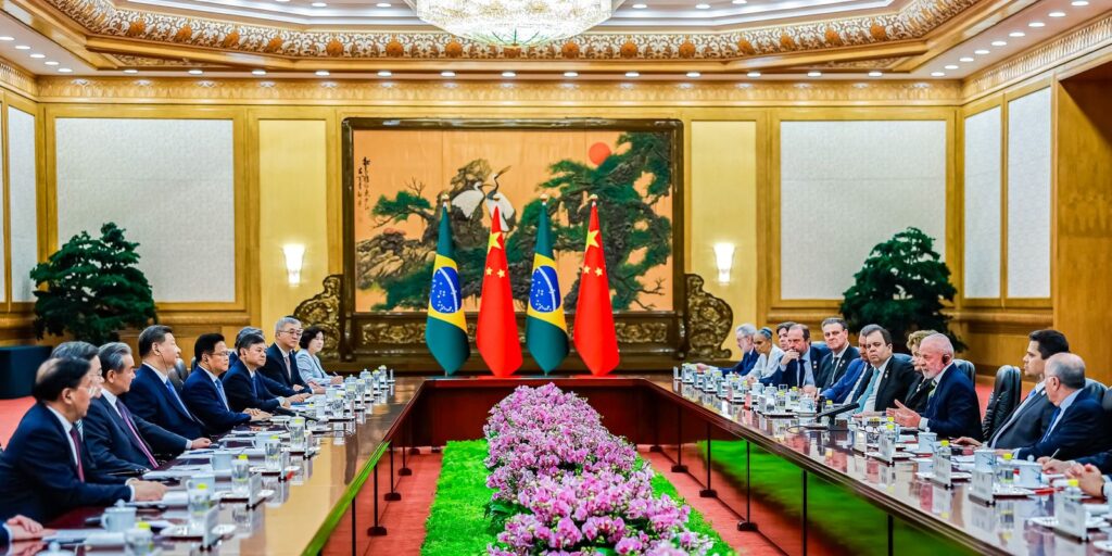 Lula celebra acordo entre China e EUA: "Tarda, mas não falha"