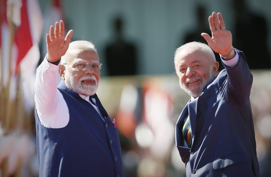 Lula conversa com primeiro-ministro Narendra Modi, em tentativa de ação contra tarifas de Trump