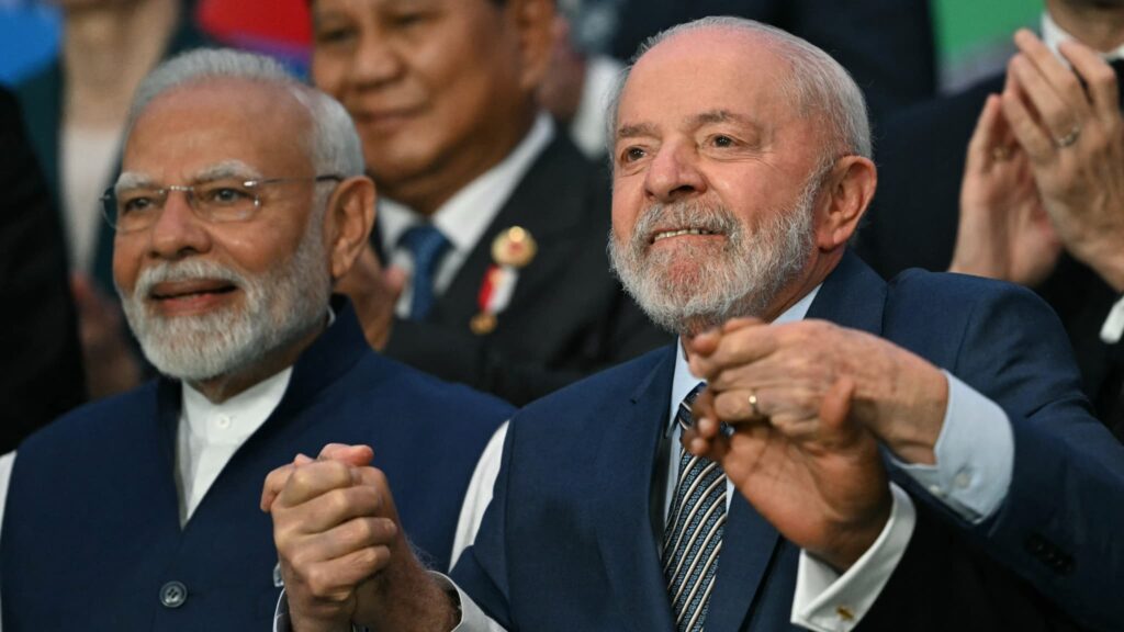 Trump menace les pays qui "s'alignent" avec les Brics d'une sanction de 10% de droits de douane supplémentaires