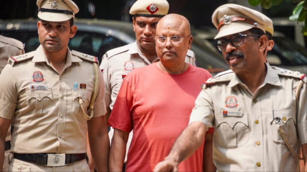 Delhi Ashram Baba Changed 13 Hotels In 40 Days, Stayed With Sadhus To Evade Arrest, Probe Reveals