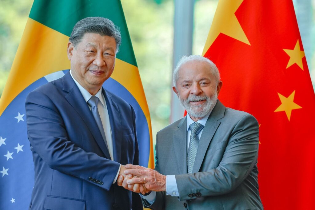 Xi Jinping desiste de vir à cúpula do Brics e manda primeiro-ministro