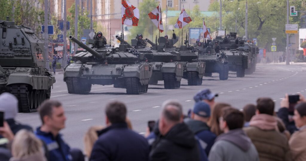 プーチン氏、友好国集め戦後80年式典 トランプ氏「親ロシア」修正