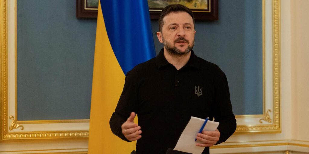 En direct, guerre en Ukraine : Volodymyr Zelensky écourte sa visite en Afrique du Sud après des frappes russes