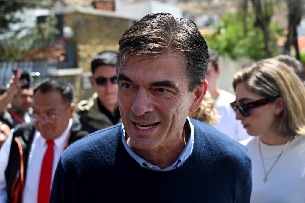 Lula parabeniza novo presidente da Bolívia e se diz comprometido em manter relação de amizade com país vizinho