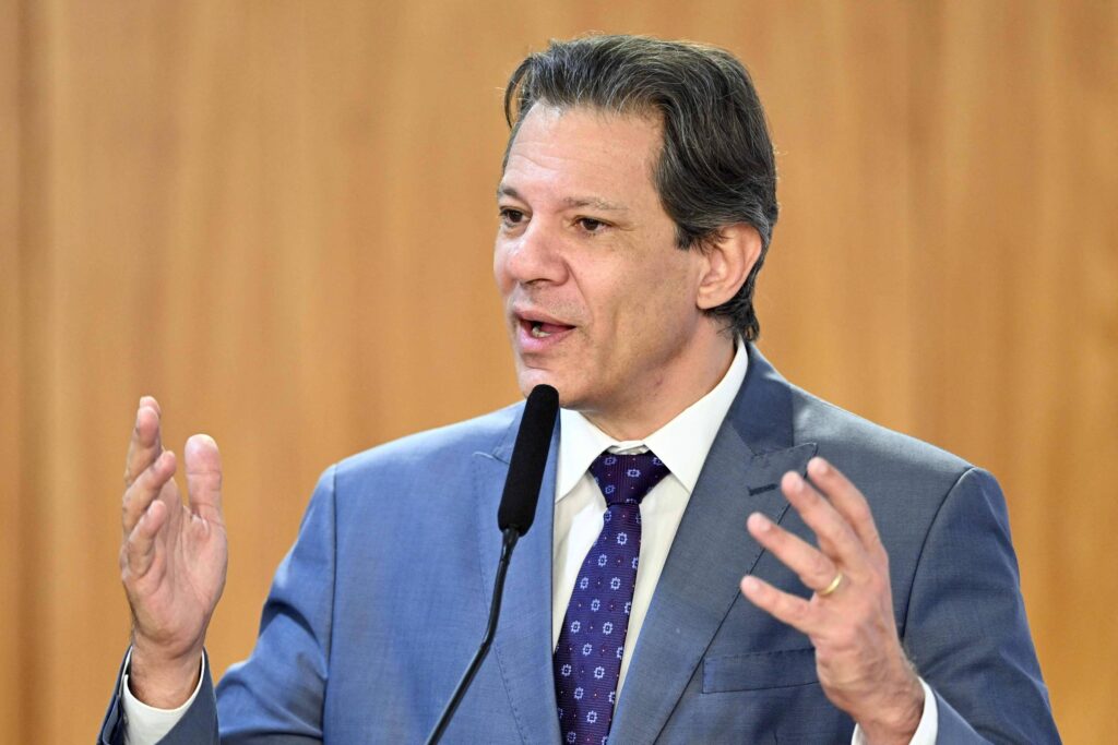 Haddad diz que proposta de Orçamento vai mesmo prever déficit zero em 2024