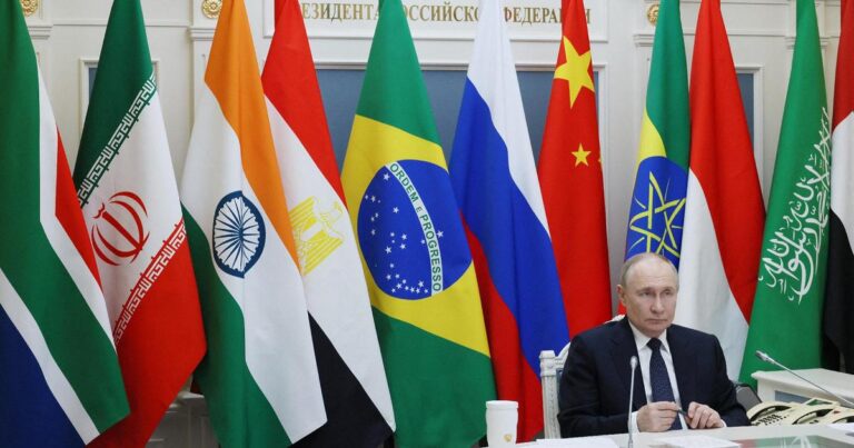 Trump minaccia dazi contro i Brics riuniti in Brasile e loro alleati, Cina: "Inaccettabili"