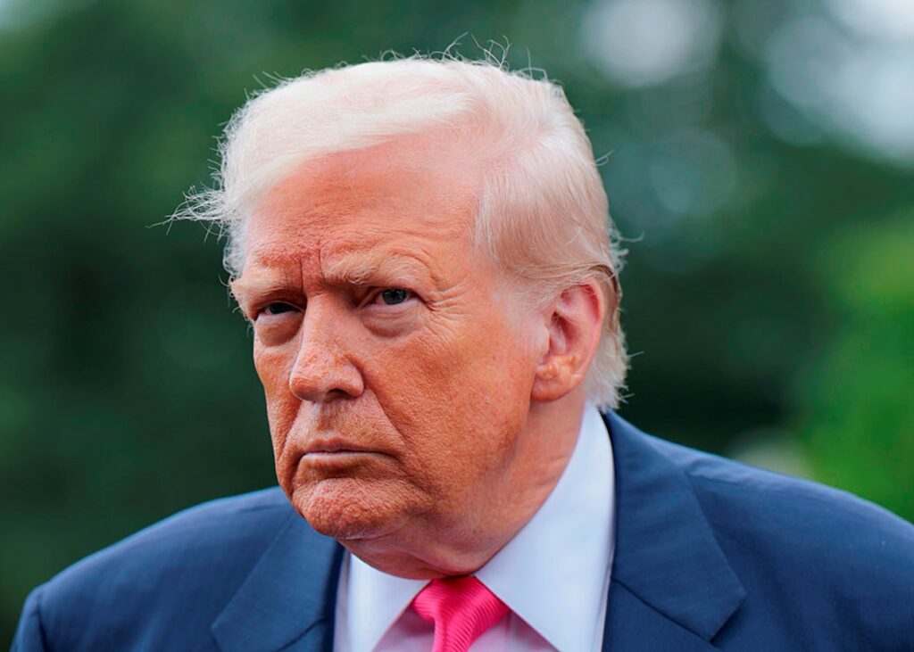 РФ с облегчением восприняла угрозы Трампа - СМИ