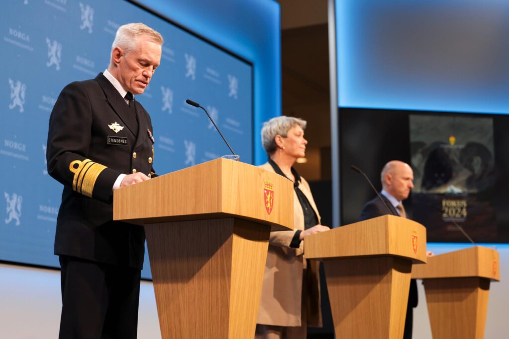 Kina, Russland, terror og cyberangrep er alvorlige trusler mot Norge i 2024.