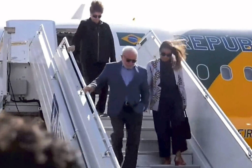 Brics: Lula e Dilma chegam para a cúpula juntos