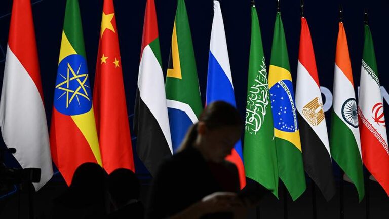 Reuters узнало о предложении ЦБ Индии связать цифровые валюты БРИКС