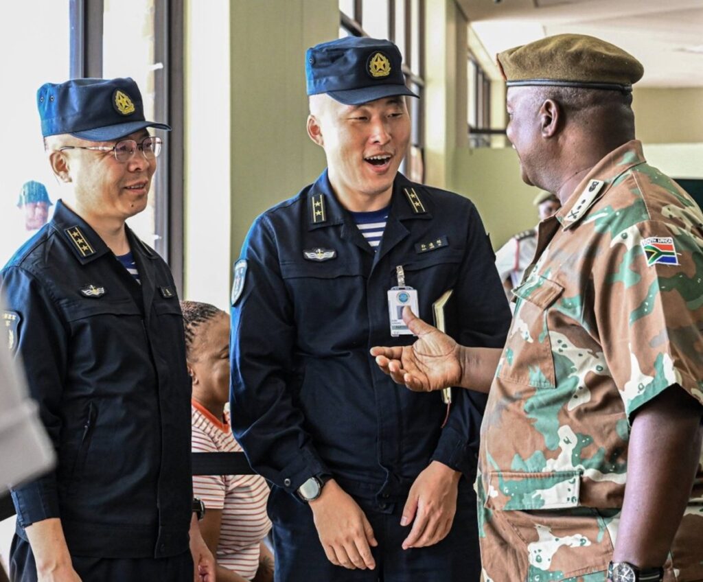 Sudáfrica acoge maniobras navales conjuntas de países de los BRICS con liderazgo de China