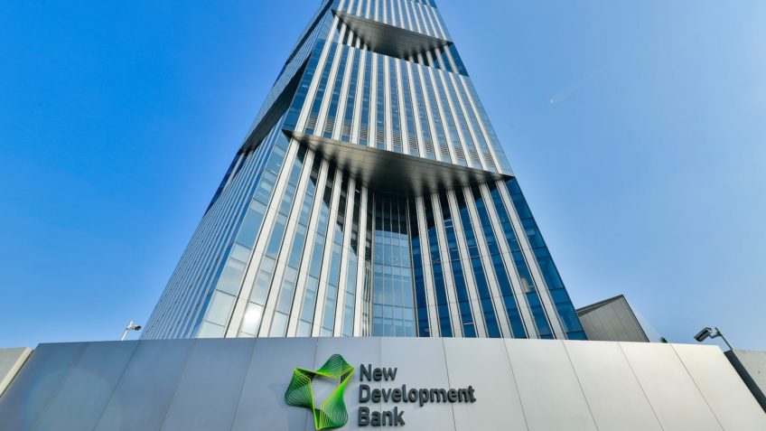 Governo e Banco dos Brics alinham cronograma de hospital inteligente