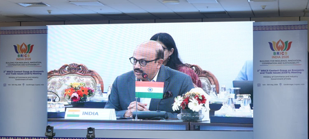 fold in 21 yrs, touches $1.17 trillion: Commerce Secretary