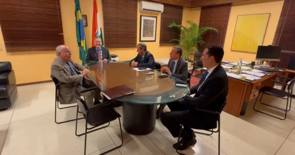 Brics pode ajudar a resolver diferenças no Oriente Médio, diz Mauro Vieira