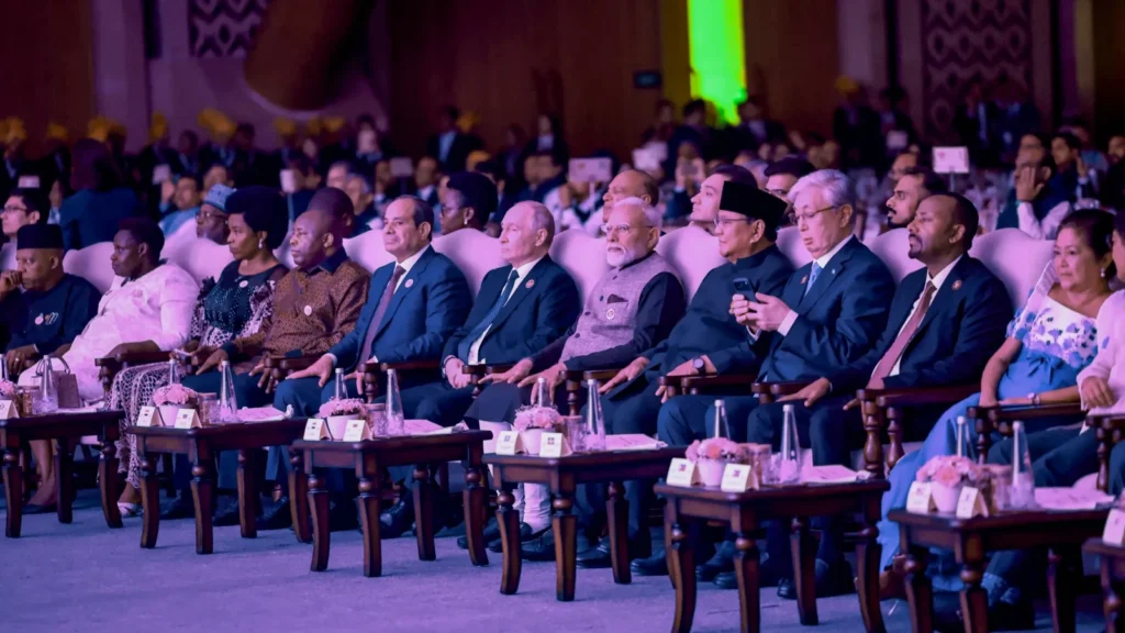 Members acknowledge progress in expanding remote-sensing satellite constellation