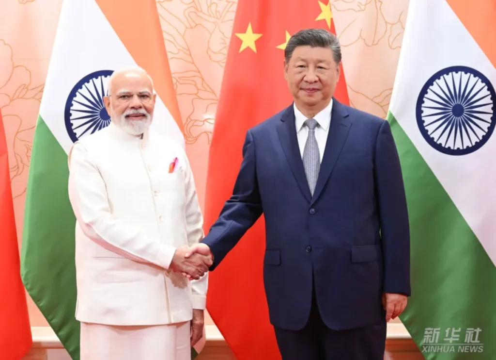 Xi deve ir à Índia para cúpula do Brics com delegação de 400 integrantes