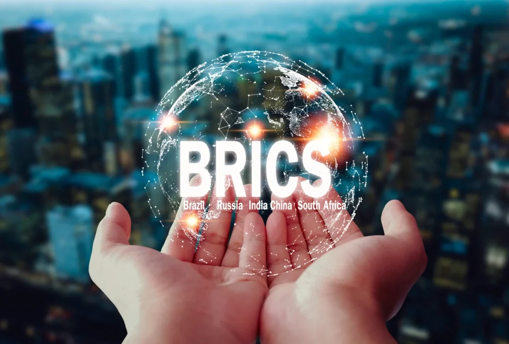 BRICS: Χτίζουν νέα δίκτυα πληρωμών