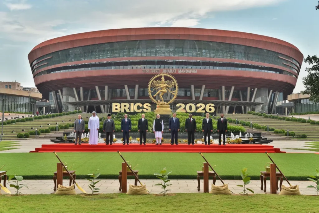 BRICS: 20 anos em prol da paz, do desenvolvimento e do futuro compartilhado