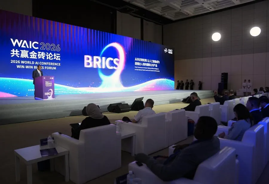 Presidência chinesa do BRICS em 2027 deve priorizar pagamentos locais, inteligência artificial, energia limpa e maior influência do Sul Global