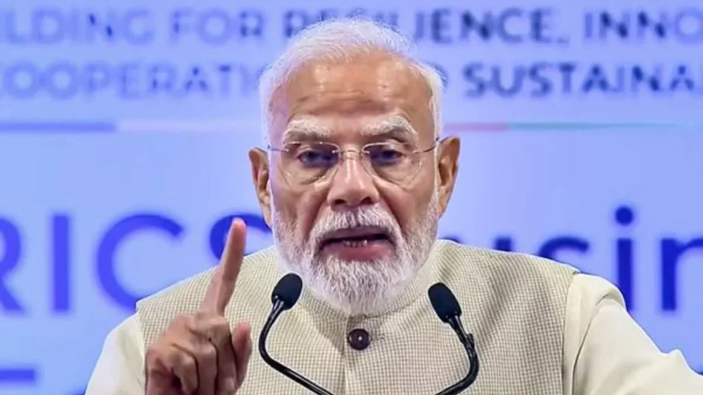 ‘दुनिया में व्यापारिक बाधाएं बढ़ रही हैं, तब भारत आर्थिक सेतु बना रहा’, BRICS बिजनेस फोरम में बोले प्रधानमंत्री मोदी